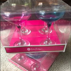 Set of 8 martini glasses